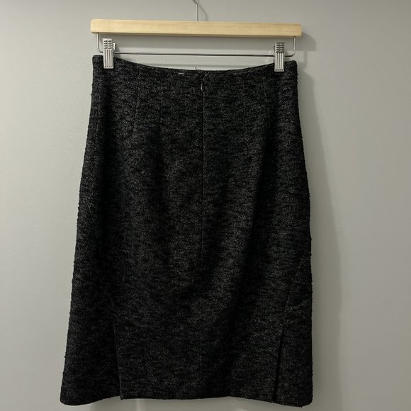 Theory wool Midi skirt Size 4 (Fall favorite) Casual | Business| fashion| pencil - Picture 3 of 9